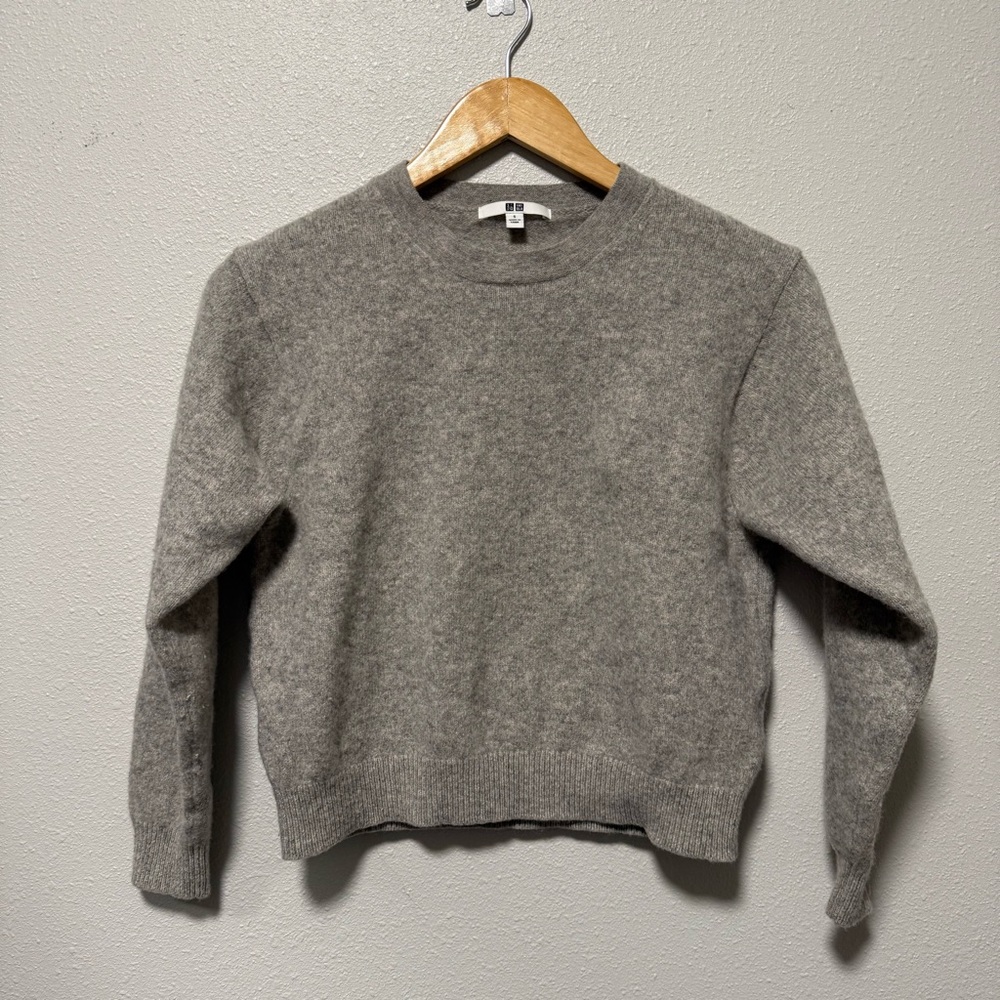 Uniqlo Wool Sweater